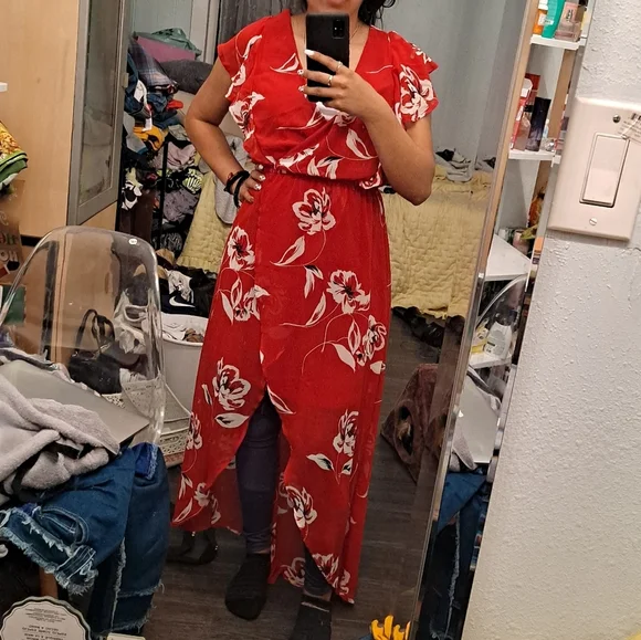 Maurices Red Floral Maxi Dress Size Small - Picture 8 of 8